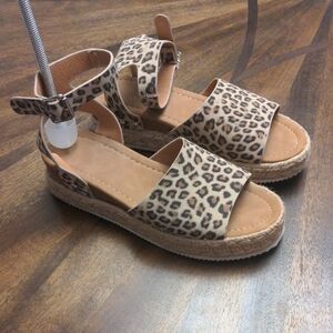 Women’s Leopard Print Espadrille Platform Sandals Size 9